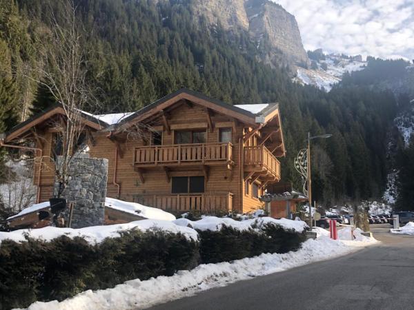 Chalet Croq'Neige : photo 1 de la chambre chalet 2 chambres