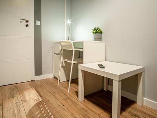 Dream Aparts - Piotrkowska 28 : photo 4 de la chambre chambre double standard