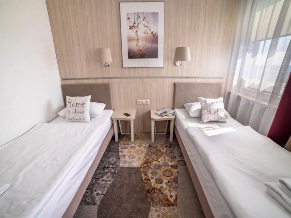 Hotel Victoria : photo 2 de la chambre chambre lits jumeaux