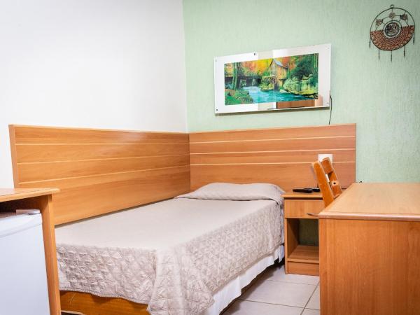 Hotel Pousada Bonita - 150m Metrô Paraiso e 1Km do inicio Av Paulista : photo 9 de la chambre chambre simple standard