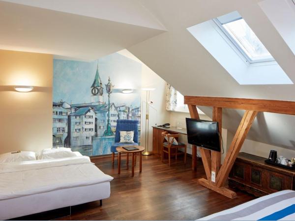 Hotel Adler Zürich : photo 3 de la chambre chambre familiale