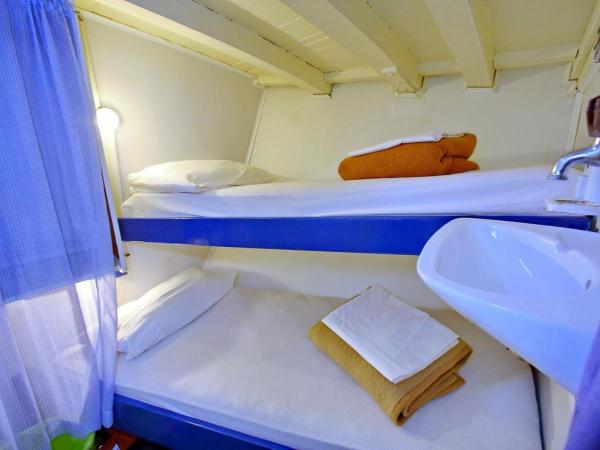 Rhythm Floating Accom - Zadar : photo 4 de la chambre chambre lits jumeaux standard avec salle de bains commune