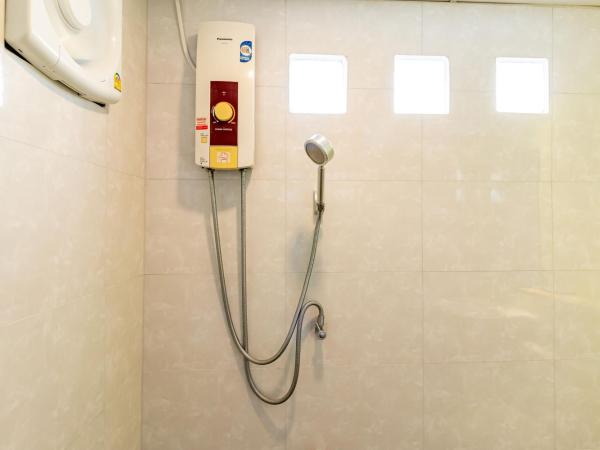 Living Naraa Place : photo 4 de la chambre studio avec balcon