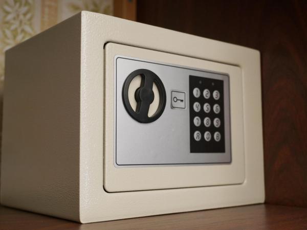 Anna Panzió & Wellness Siófok : photo 6 de la chambre chambre double ou lits jumeaux deluxe - vue sur lac