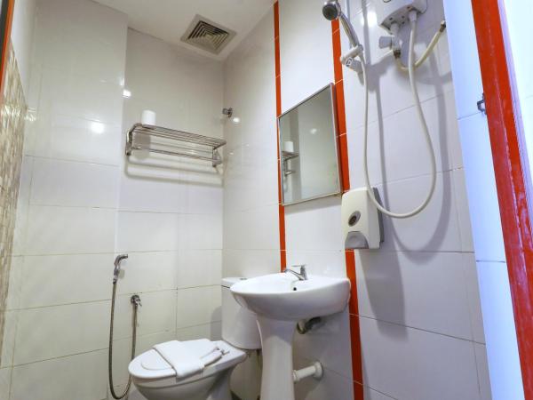 Suite Dreamz Hotel : photo 5 de la chambre chambre familiale avec fenêtre