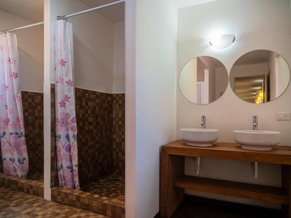 Colorbox beds and rooms : photo 7 de la chambre lit simple dans dortoir pour femmes