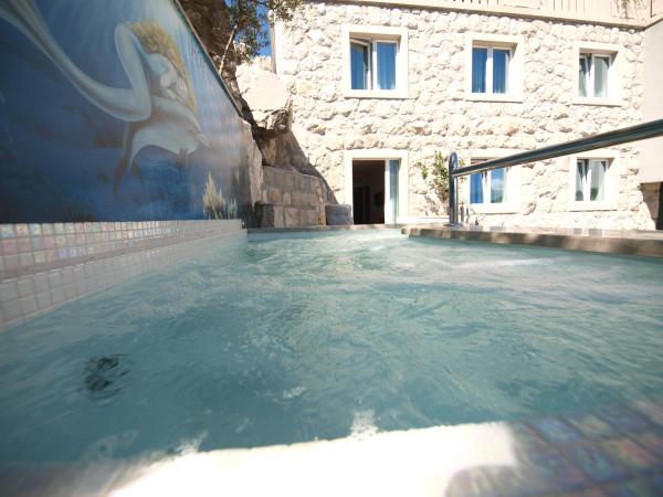 Hotel Villa Dvor : photo 8 de la chambre chambre double exécutive avec balcon - vue sur mer