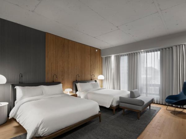Hôtel Le Germain Montréal : photo 4 de la chambre chambre deluxe avec 2 lits queen-size