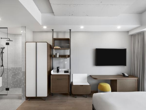 Hôtel Le Germain Montréal : photo 2 de la chambre chambre lit queen-size la classique