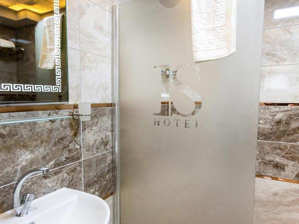 IS Hotel : photo 4 de la chambre chambre quadruple deluxe