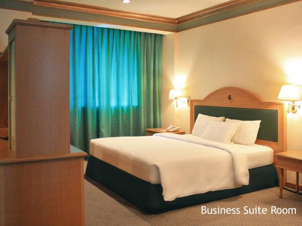 Tunjungan Hotel : photo 3 de la chambre chambre simple affaires