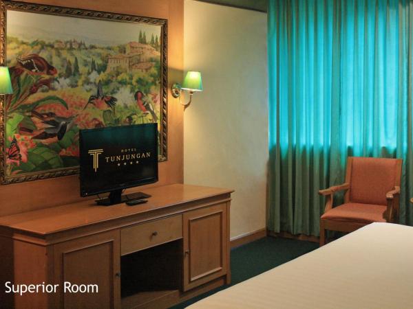 Tunjungan Hotel : photo 5 de la chambre chambre supérieure