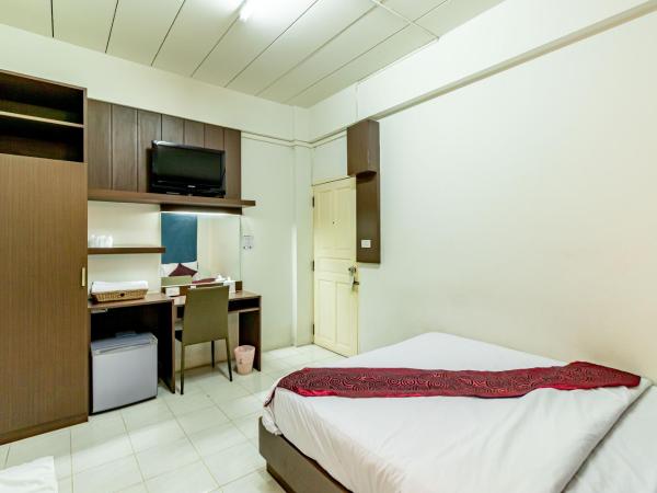 Riski Residence Bangkok-noi - Wasit Apartment : photo 10 de la chambre chambre double standard