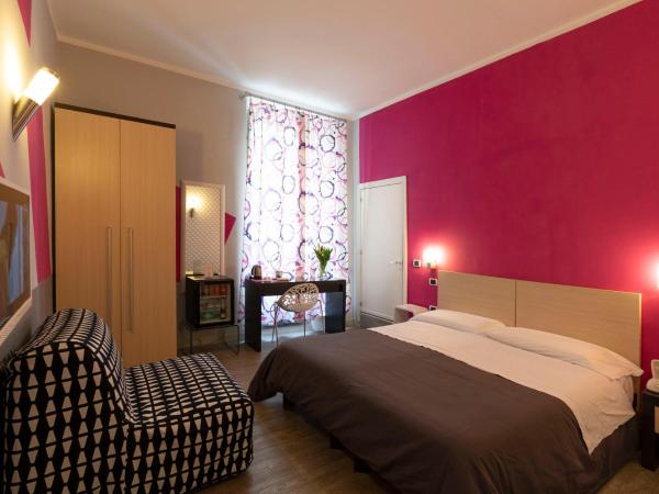 H Rooms boutique Hotel : photo 10 de la chambre chambre double ou lits jumeaux standard