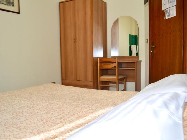 Locanda Silva : photo 2 de la chambre chambre double ou lits jumeaux avec salle de bains commune