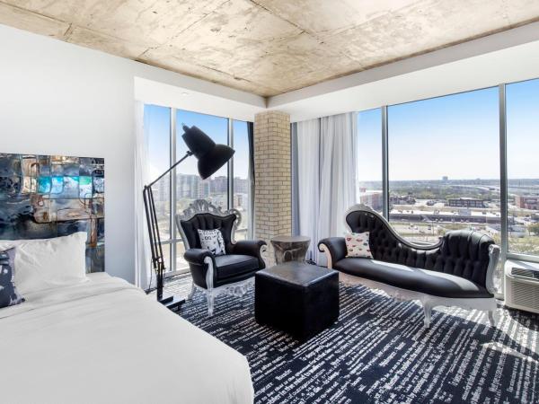 Lorenzo Hotel Dallas, Tapestry Collection by Hilton : photo 4 de la chambre corner queen room with two queen beds - mobility accessible