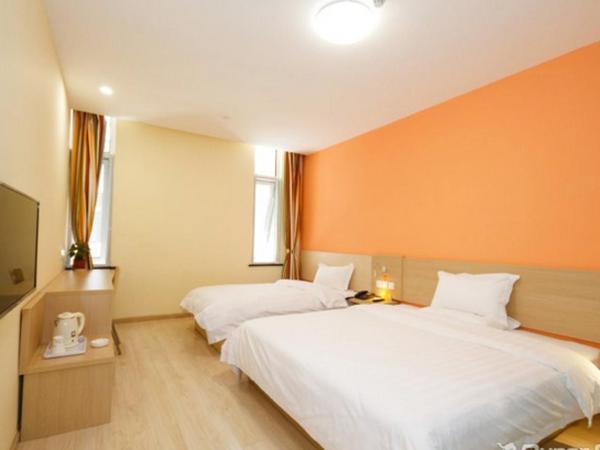 7Days Inn Hangzhou Wanda Square : photo 3 de la chambre chambre lits jumeaux confortable