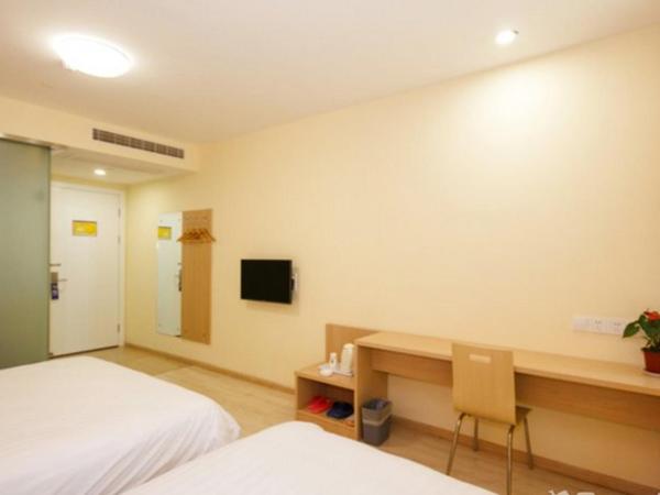 7Days Inn Hangzhou Wanda Square : photo 4 de la chambre chambre lits jumeaux confortable