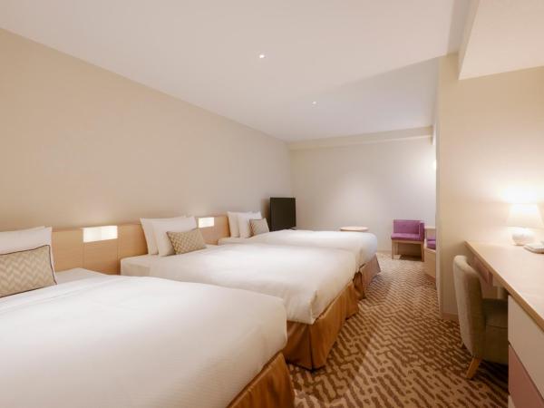 Keio Plaza Hotel Sapporo : photo 1 de la chambre chambre triple standard - non-fumeurs