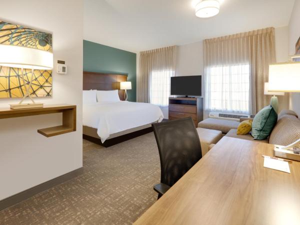 Staybridge Suites - Oklahoma City - Downtown, an IHG Hotel : photo 4 de la chambre suite studio lit king-size