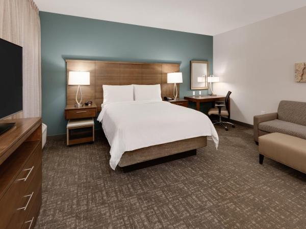 Staybridge Suites - Oklahoma City - Downtown, an IHG Hotel : photo 4 de la chambre studio lit queen-size