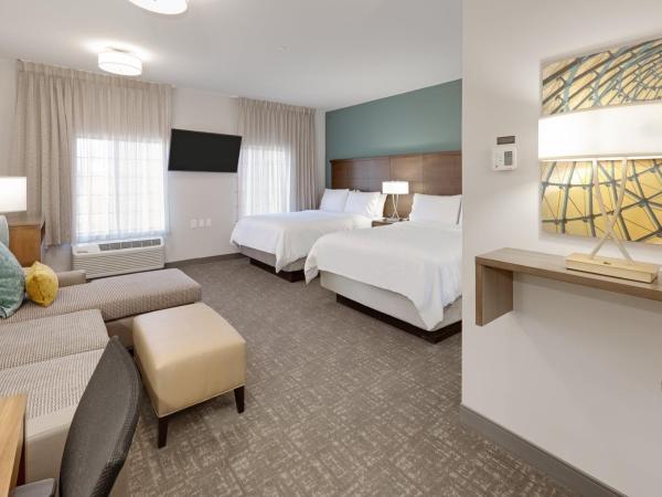 Staybridge Suites - Oklahoma City - Downtown, an IHG Hotel : photo 7 de la chambre suite studio avec 2 lits queen-size