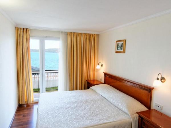 Hotel Val All Inclusive : photo 1 de la chambre chambre familiale avec balcon - vue sur mer