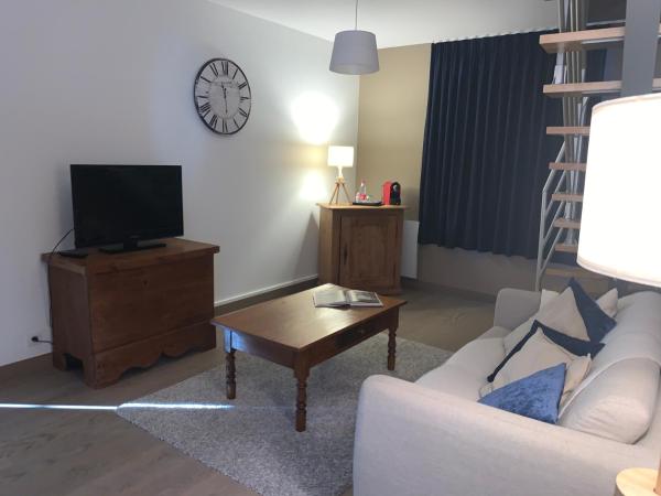 Chambres d'hôtes - L'Ecurie Obernai : photo 6 de la chambre chambre en duplex (2 adultes)