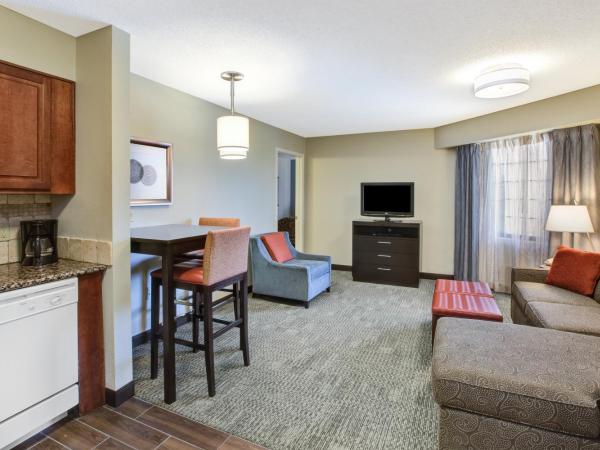 Staybridge Suites Louisville - East, an IHG Hotel : photo 1 de la chambre suite 2 chambres