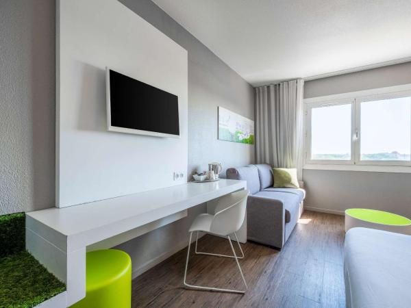 Hôtel Golf Fontcaude : photo 4 de la chambre chambre double avec vue sur le golf