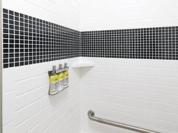 Staybridge Suites - Saskatoon - University, an IHG Hotel : photo 1 de la chambre suite lit king-size