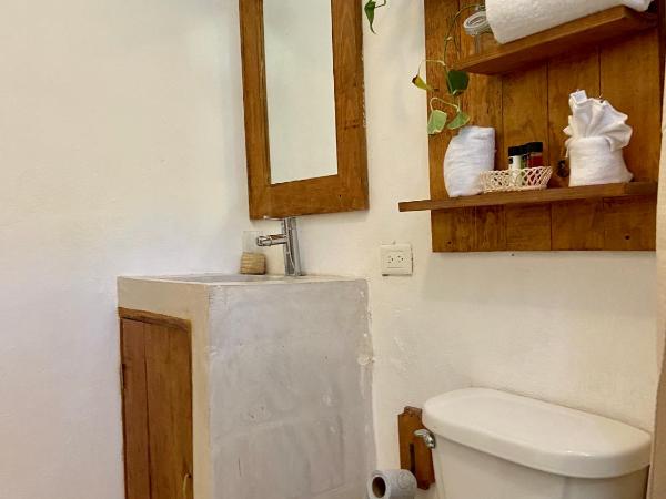 MIO Cancún Hotel Boutique : photo 10 de la chambre suite lit queen-size