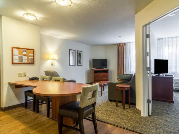 Candlewood Suites Jacksonville East Merril Road, an IHG Hotel : photo 5 de la chambre suite lit king-size – non-fumeurs