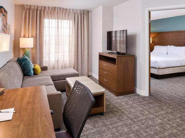 Staybridge Suites Indianapolis Downtown-Convention Center, an IHG Hotel : photo 3 de la chambre suite 1 chambre lit king-size