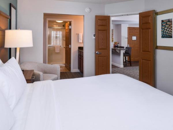 Staybridge Suites Indianapolis Downtown-Convention Center, an IHG Hotel : photo 1 de la chambre suite 1 chambre lit king-size
