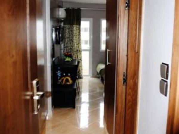 Résidence Hotelière Fleurie : photo 4 de la chambre studio