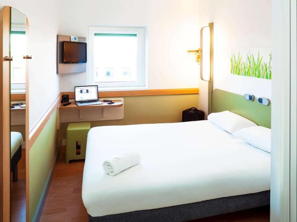ETAP Hotel Belfast : photo 2 de la chambre chambre classique avec 1 lit double