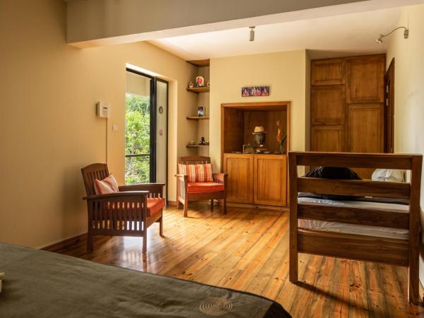 Happy Days Guest House : photo 1 de la chambre chambre lit queen-size