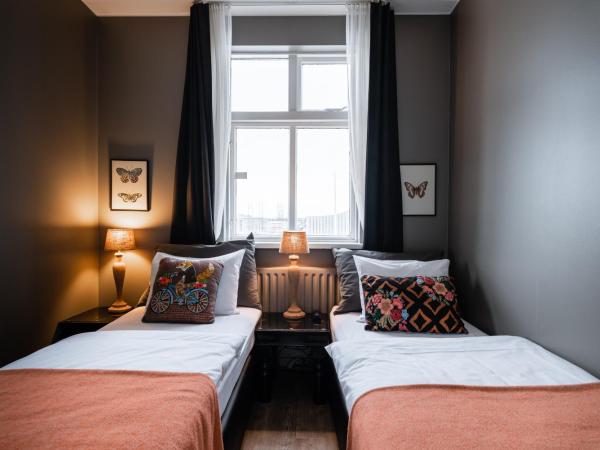 Hotel Leifur Eiriksson : photo 2 de la chambre chambre double avec vue sur l'Église