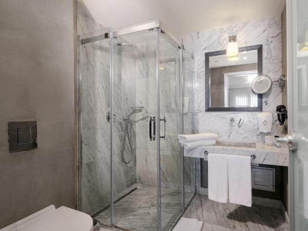 The Gate 30 Suites Ataşehir : photo 1 de la chambre chambre triple deluxe
