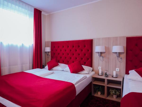 Hotel CULT Hamburg : photo 9 de la chambre chambre triple basique