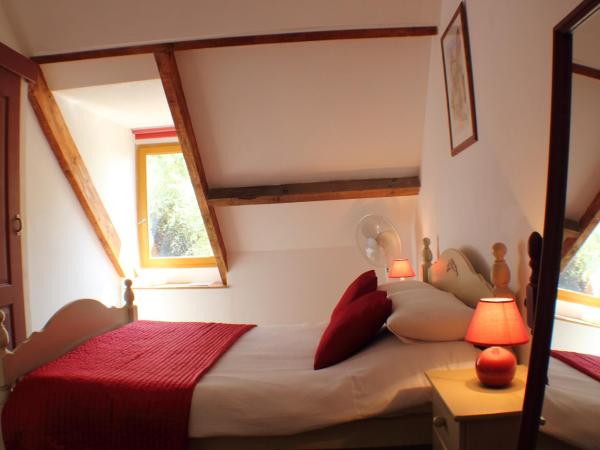 Le Jardin Sarlat : photo 2 de la chambre chambre double - vue sur jardin