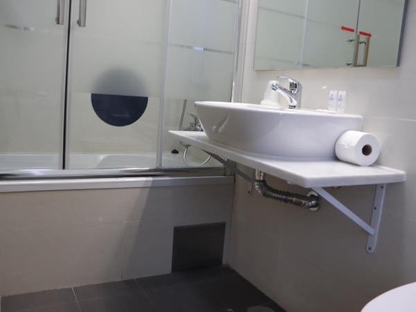 Hotel Belém Tejo - Setubalense : photo 3 de la chambre chambre familiale