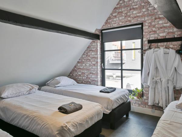 Winston B&B : photo 3 de la chambre chambre familiale avec salle de bains commune