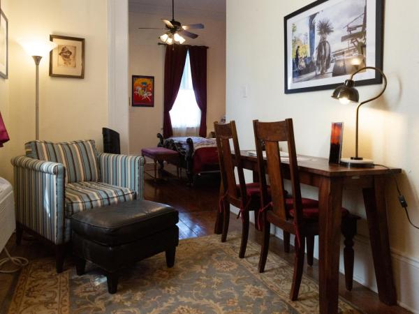 The Blue60 Marigny Inn : photo 5 de la chambre suite lit king-size