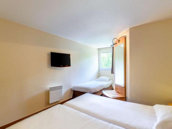 Comfort Hotel Amiens Nord : photo 6 de la chambre chambre triple - non-fumeurs