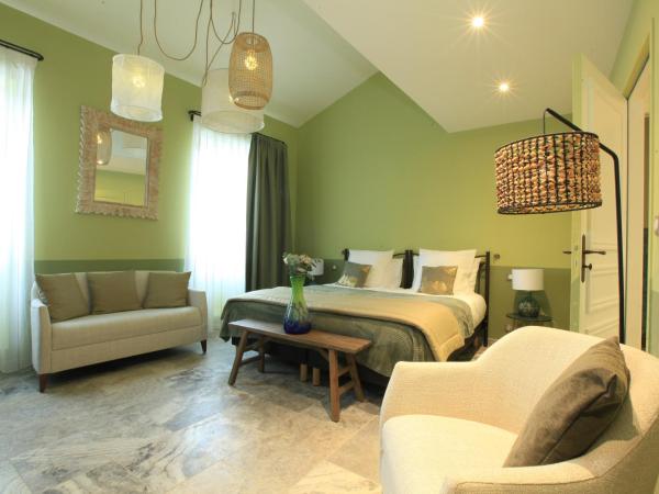 Chambres D' hôtes Les Ormes : photo 6 de la chambre chambre deluxe double ou lits jumeaux