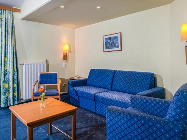 Corvin Hotel Budapest Sissi Wing : photo 3 de la chambre suite