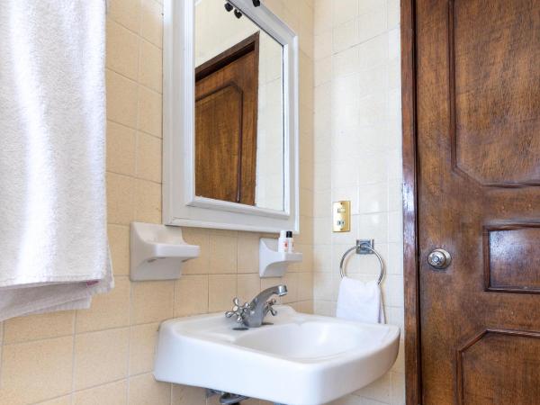 Suites Internacional : photo 10 de la chambre triple standard