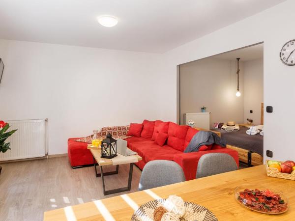 Supreme Comfort Apartments by Athens Stay : photo 3 de la chambre appartement supérieur avec jacuzzi privé